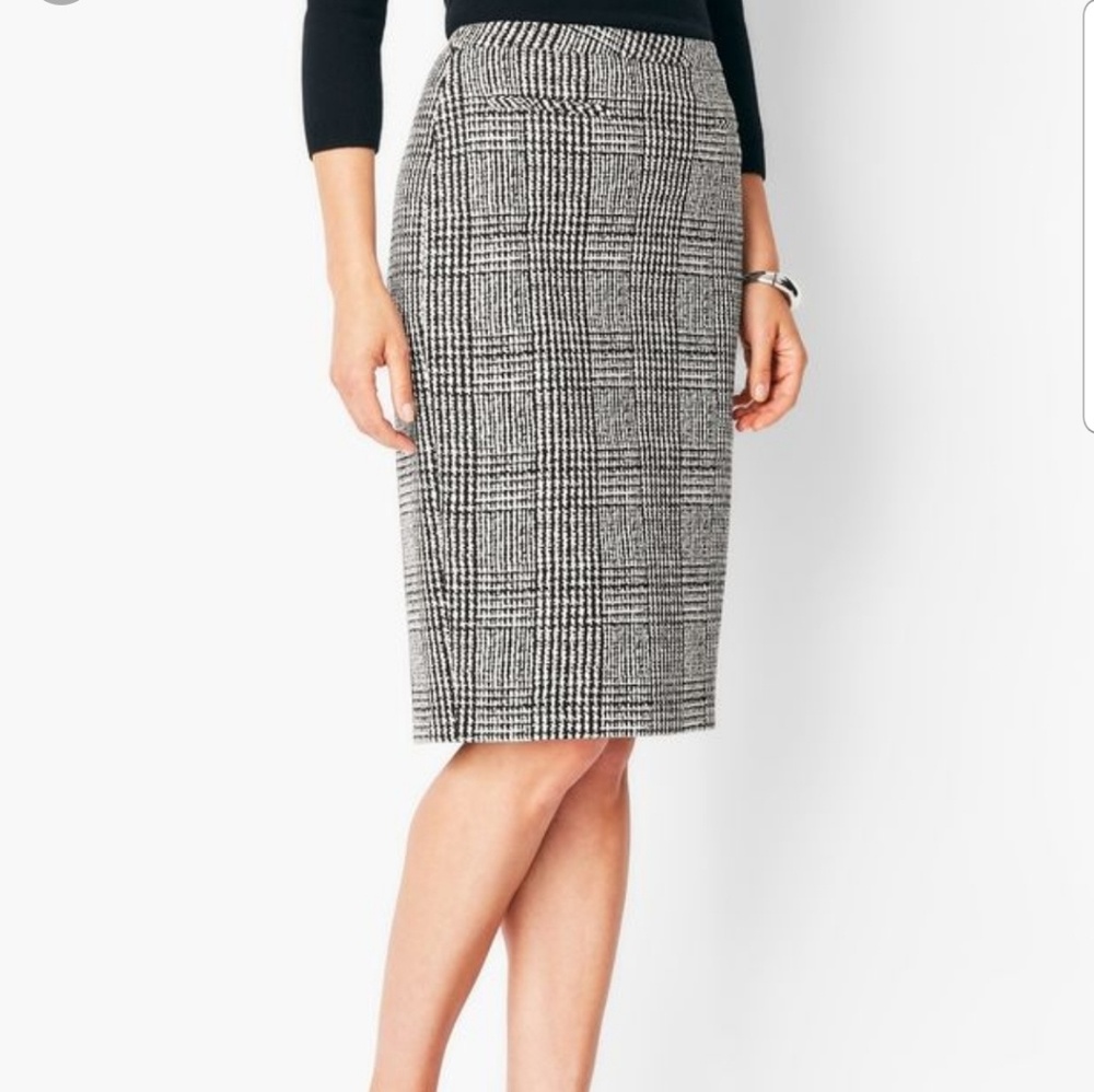 Talbots Textured Ponte Houndstooth Pencil Skirt